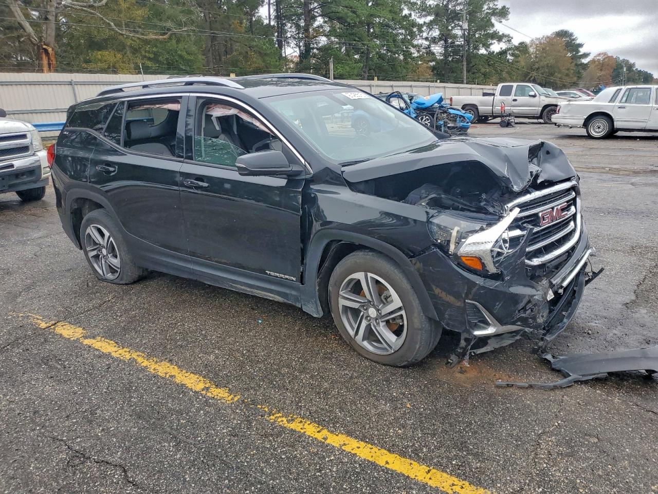 2019 GMC TERRAIN SLT photo 4