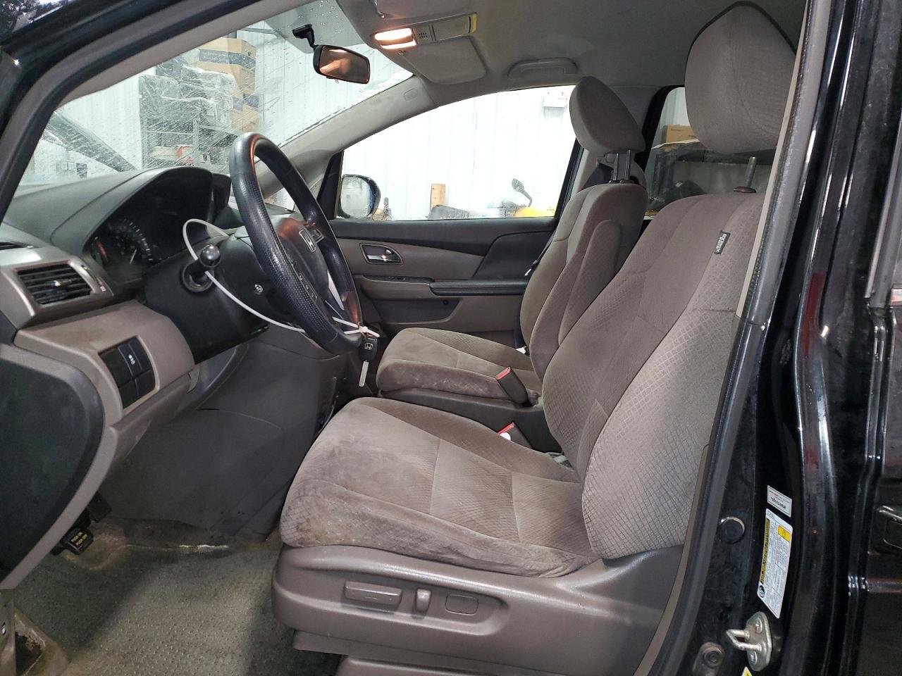 2016 HONDA ODYSSEY LX photo 7