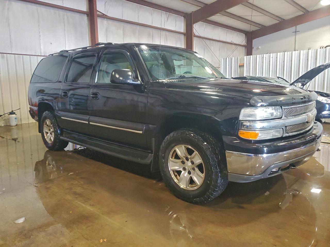 2004 CHEVROLET SUBURBAN K1500 photo 7