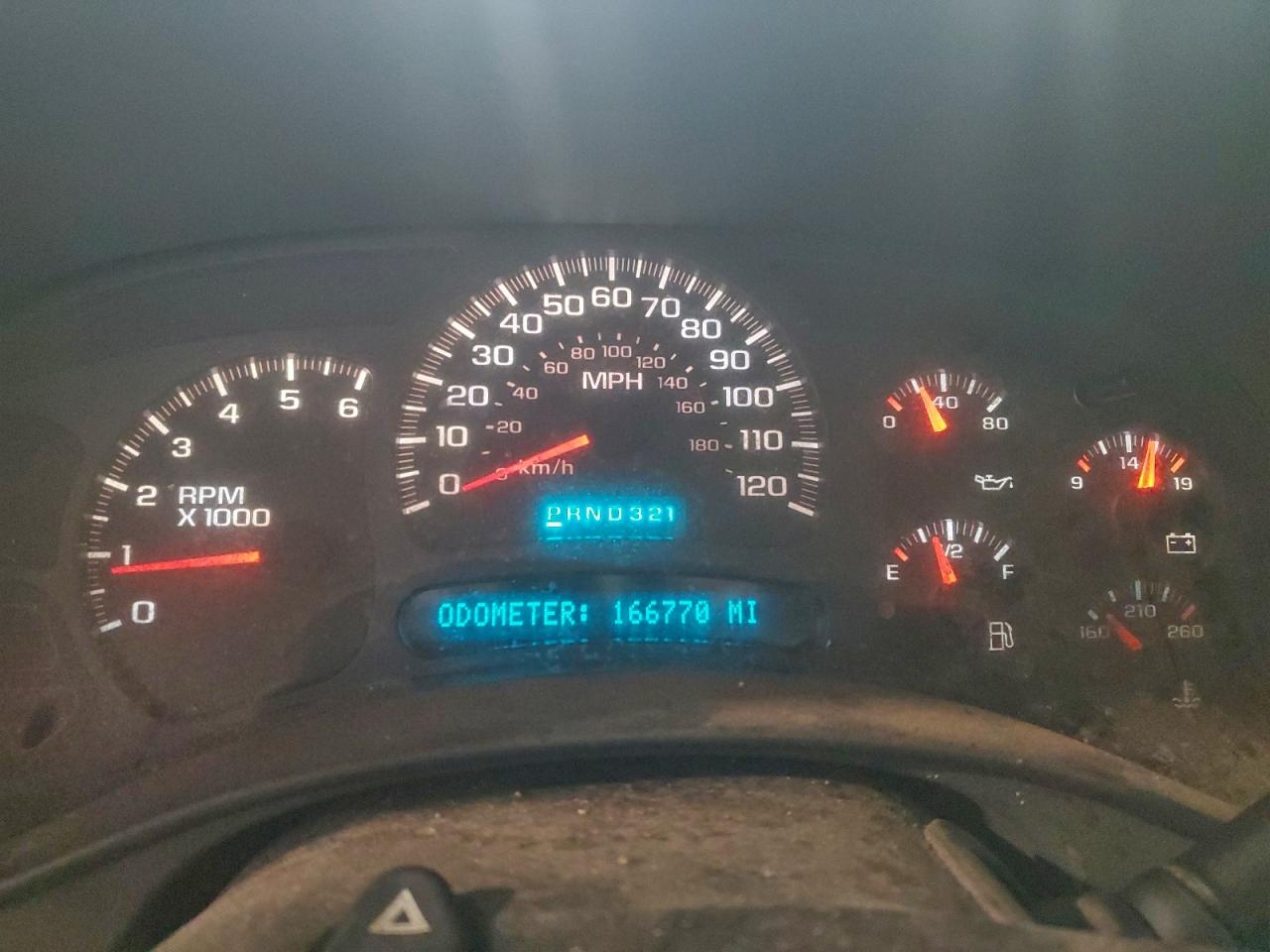 2004 CHEVROLET SUBURBAN K1500 photo 17