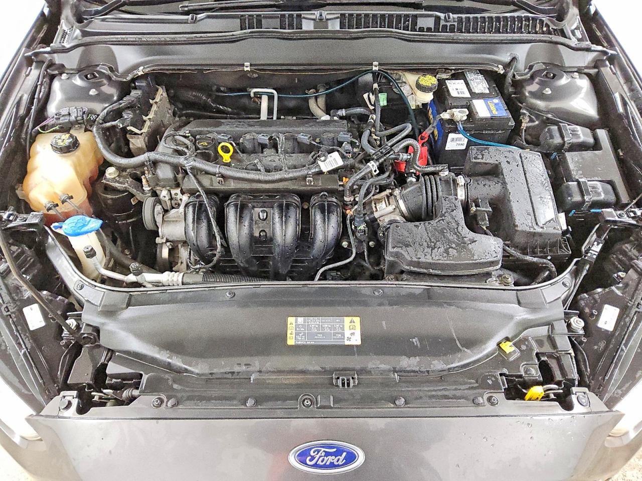 2016 FORD FUSION SE photo 11