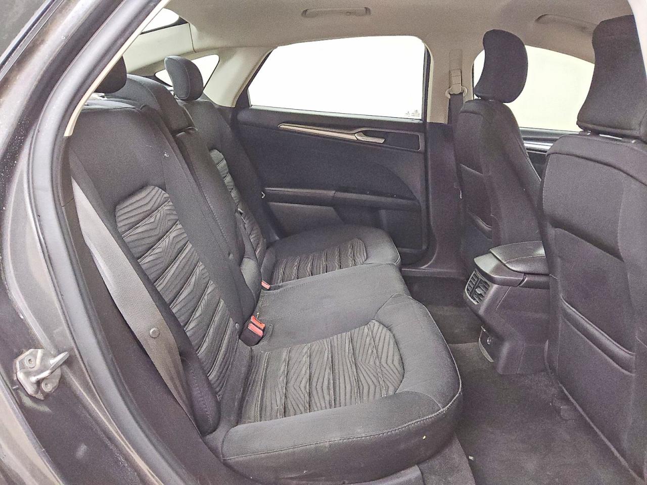 2016 FORD FUSION SE photo 10