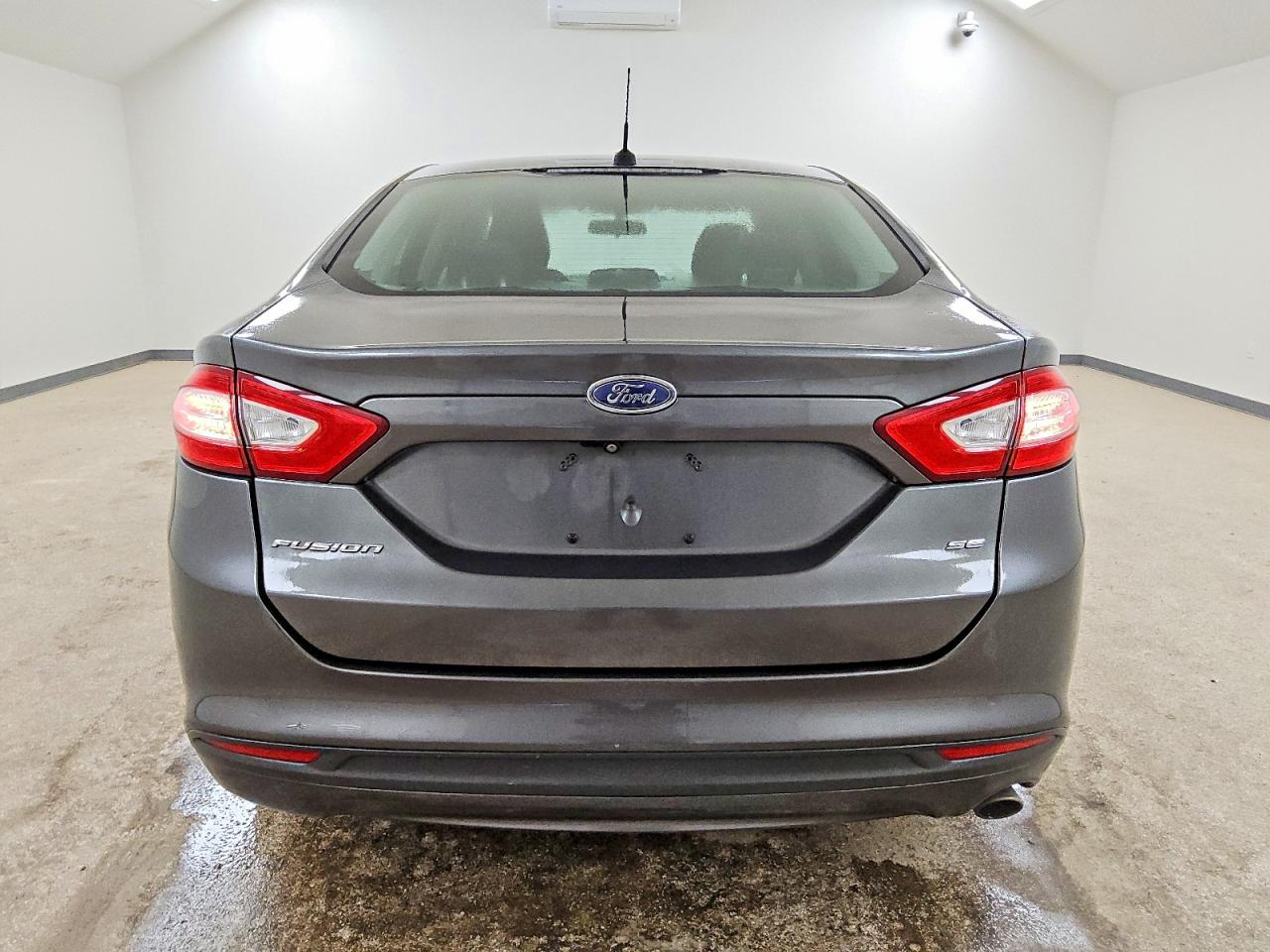 2016 FORD FUSION SE photo 6