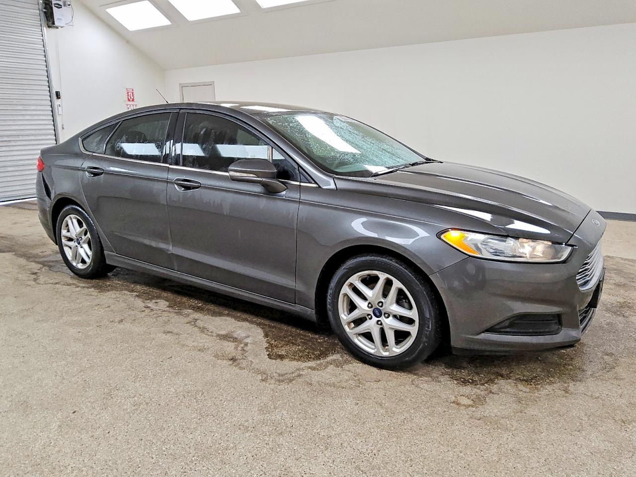 2016 FORD FUSION SE photo 4