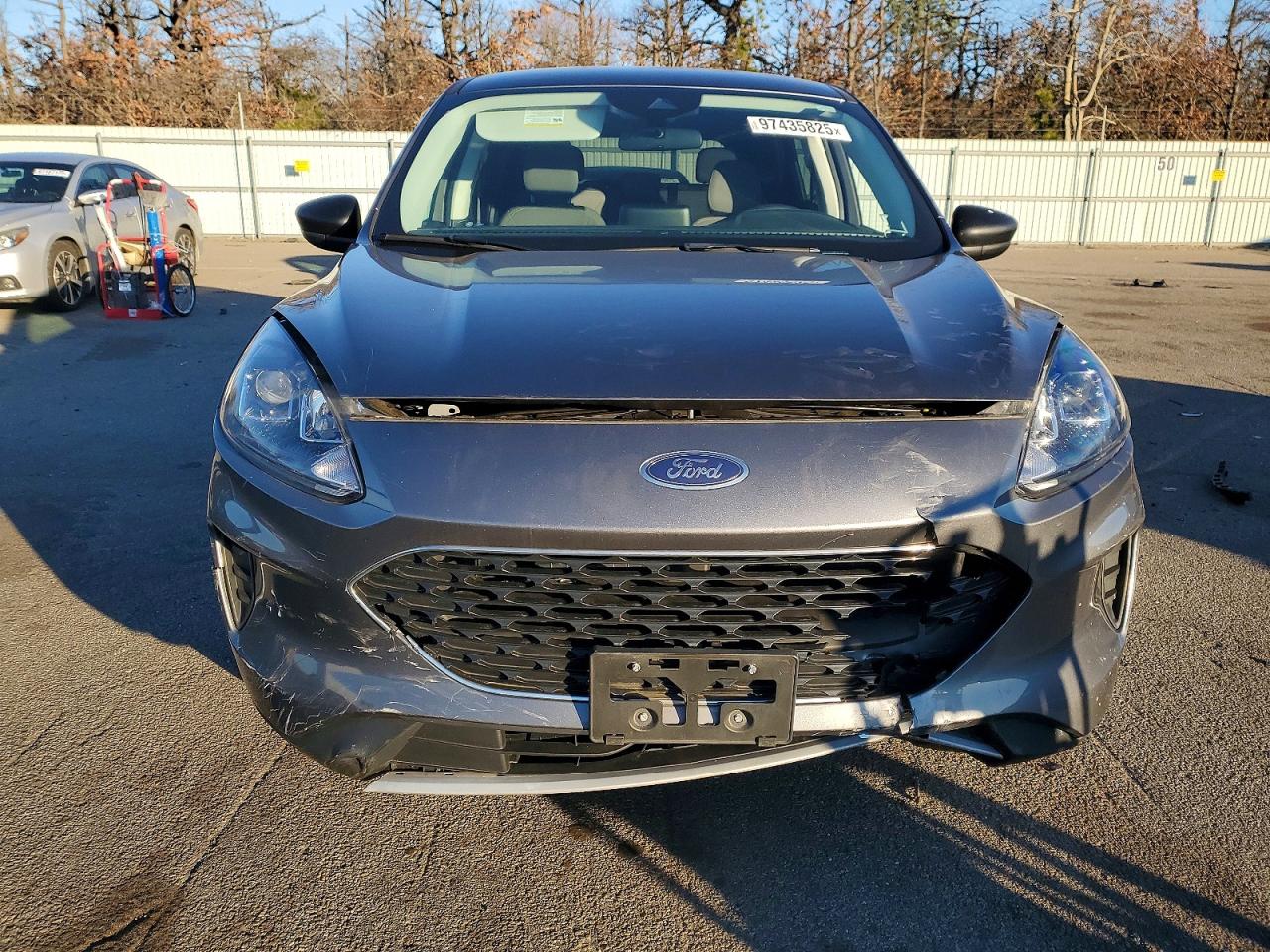 2022 FORD ESCAPE SE photo 5