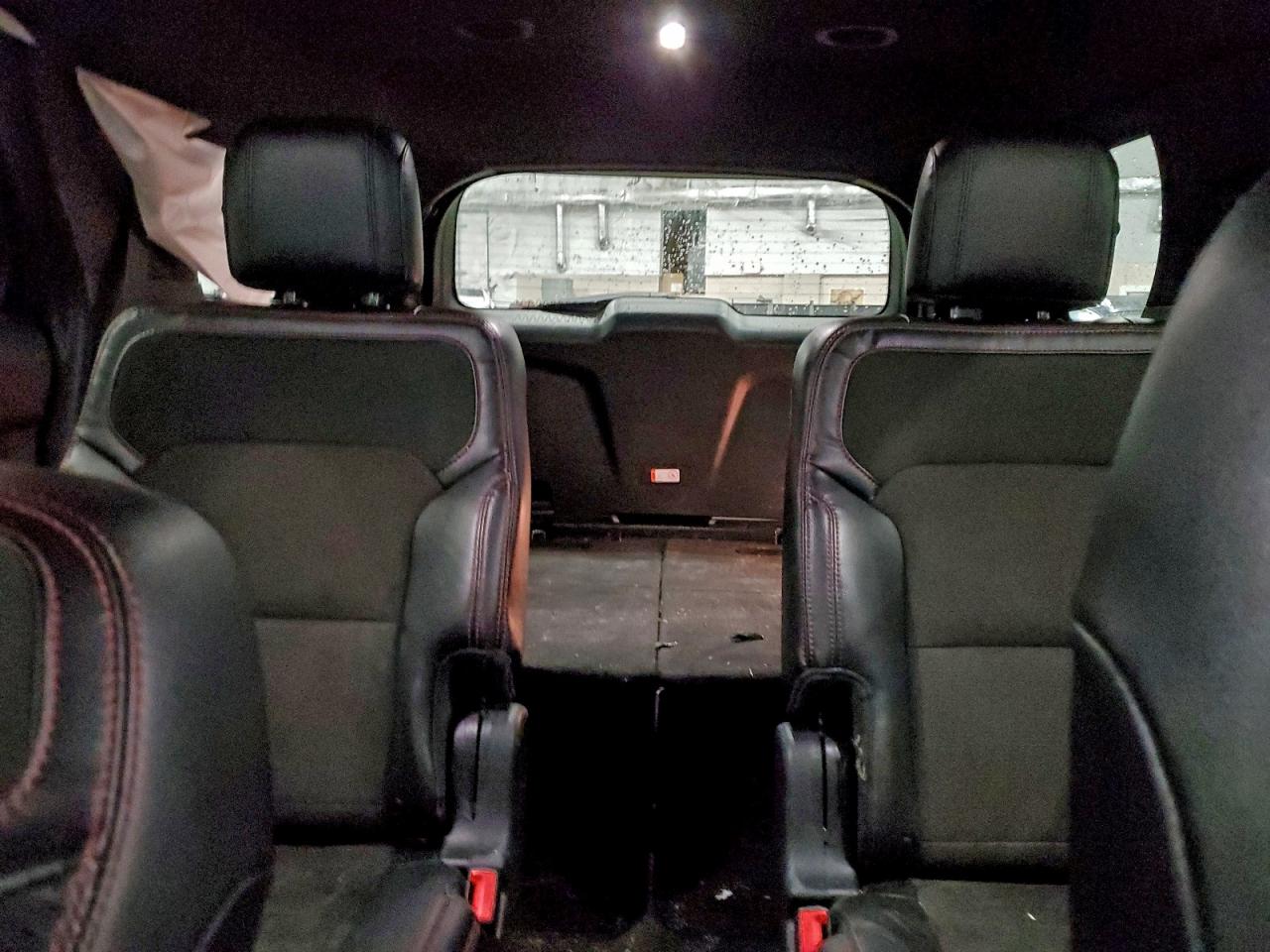 2018 FORD EXPLORER XLT photo 10