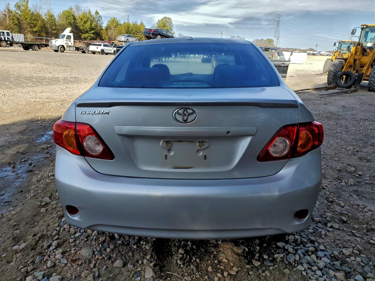 2010 TOYOTA COROLLA BASE photo 6