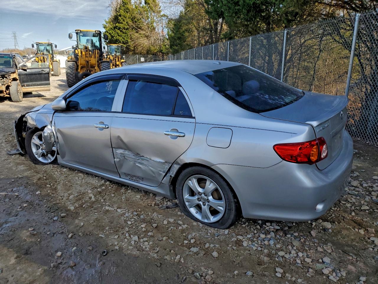 2010 TOYOTA COROLLA BASE photo 2