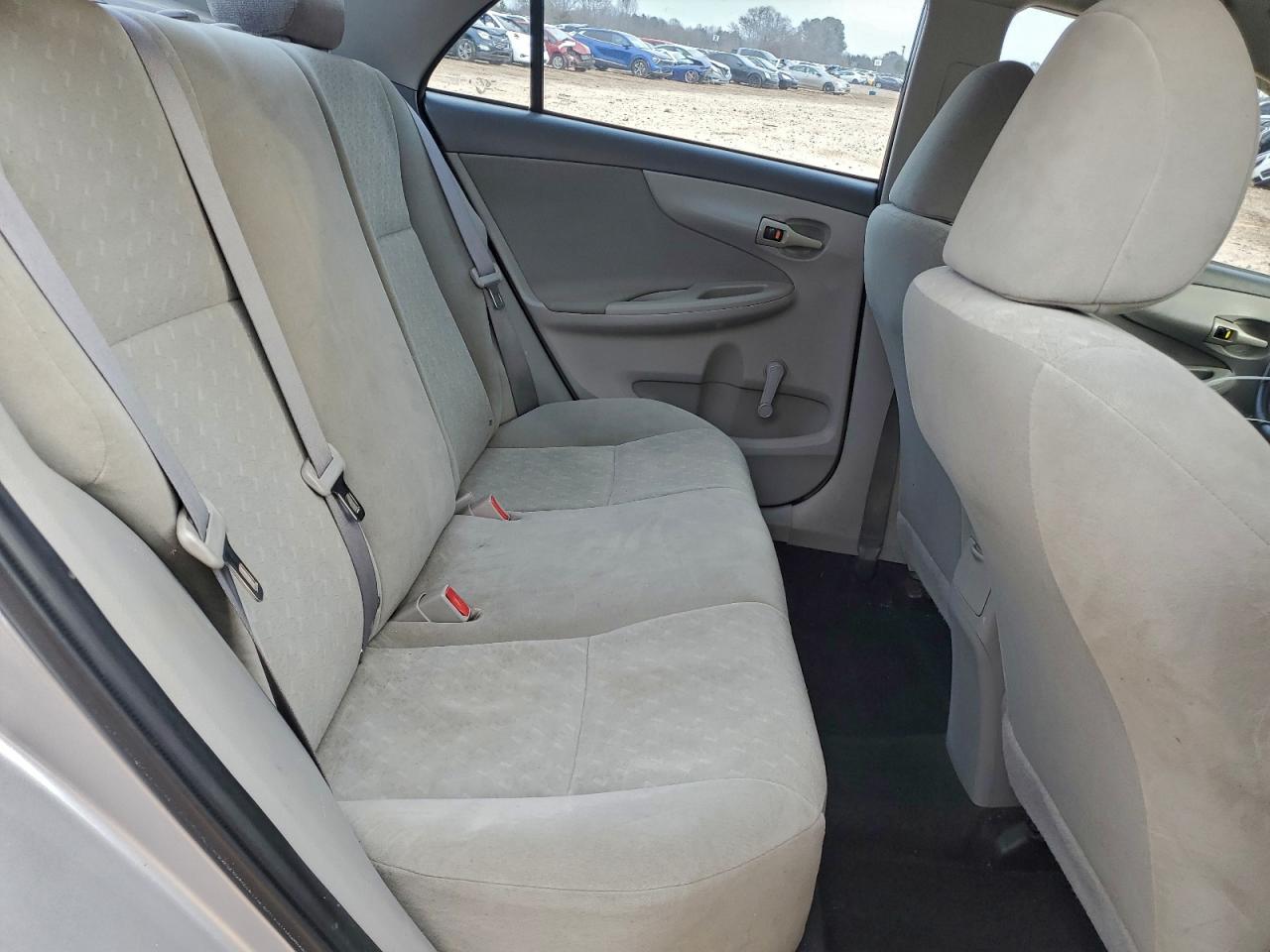 2010 TOYOTA COROLLA BASE photo 10