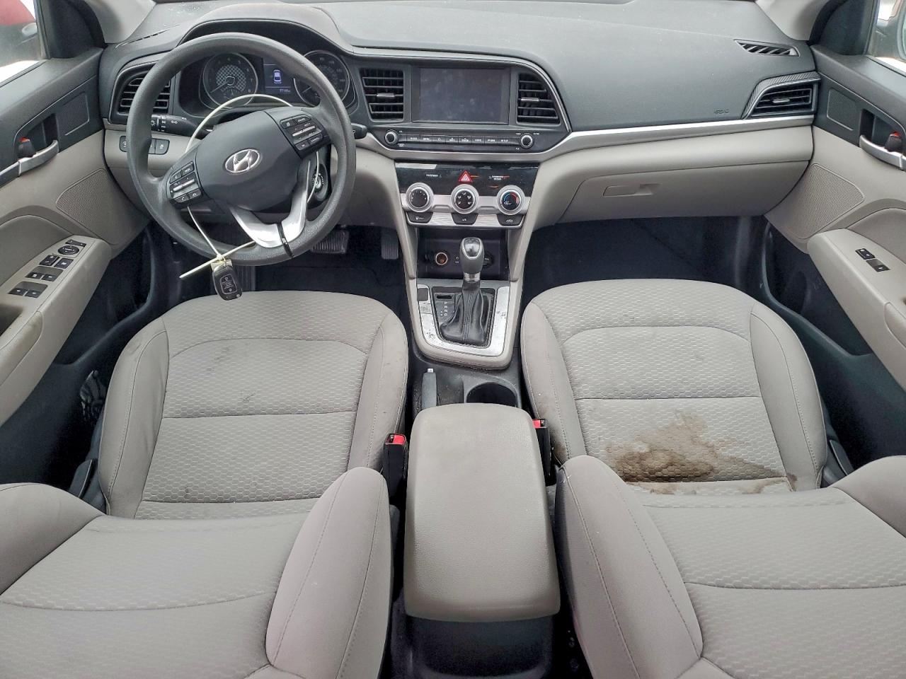 2019 HYUNDAI ELANTRA SEL photo 8