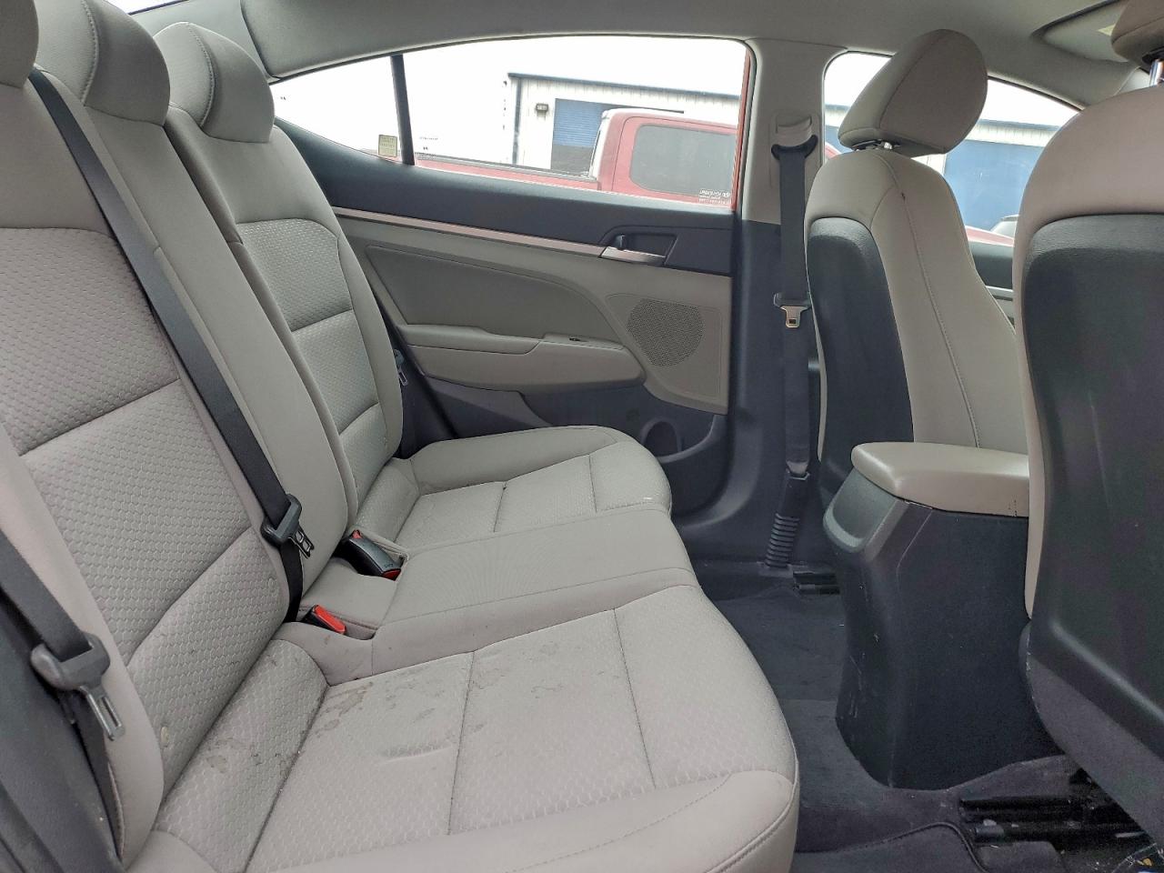 2019 HYUNDAI ELANTRA SEL photo 10