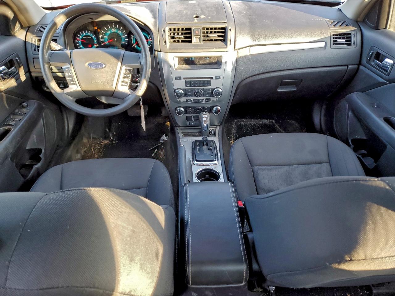 2010 FORD FUSION SE photo 8