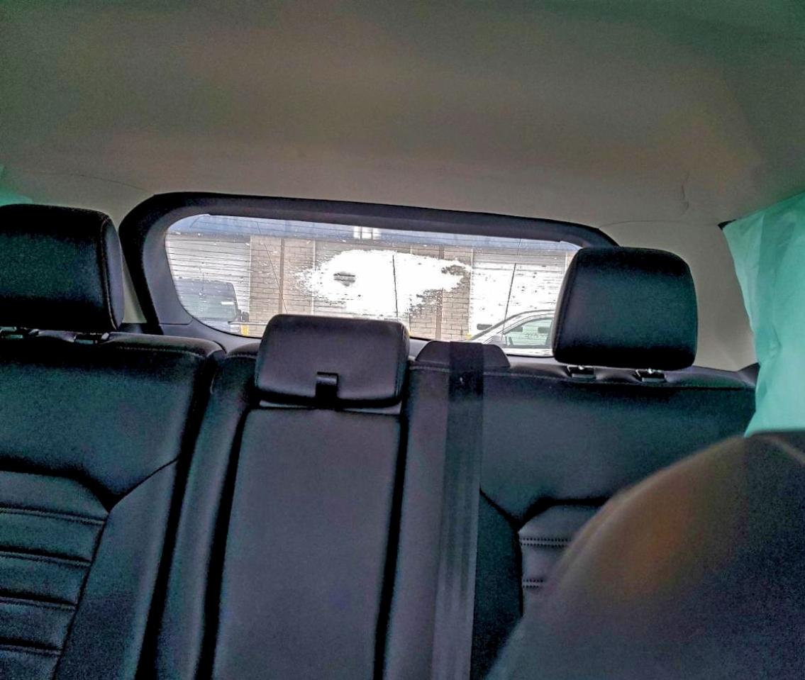 2024 FORD EDGE SEL photo 10