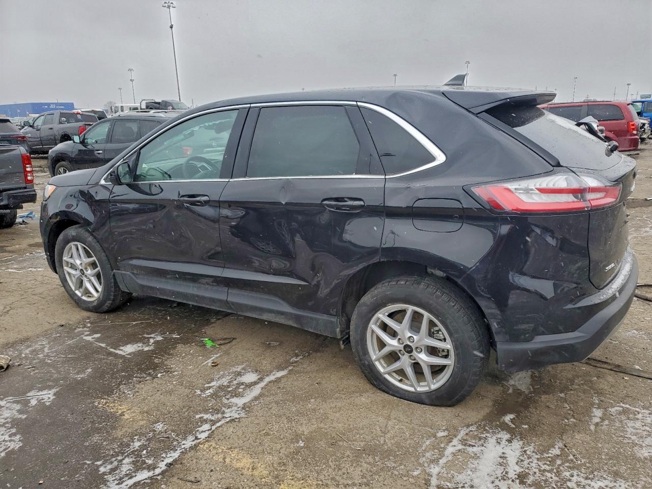 2024 FORD EDGE SEL photo 2