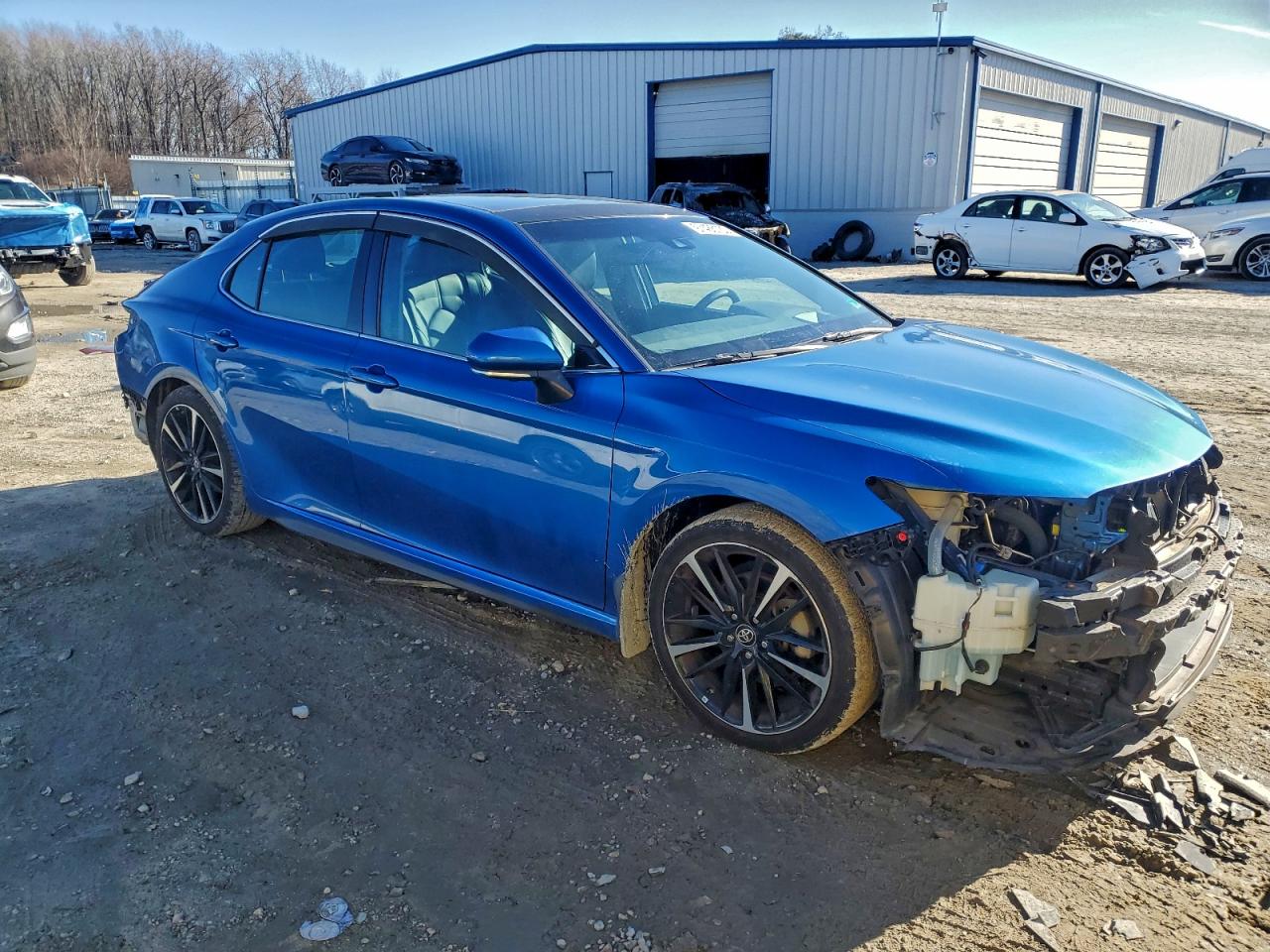 2018 TOYOTA CAMRY XSE photo 4