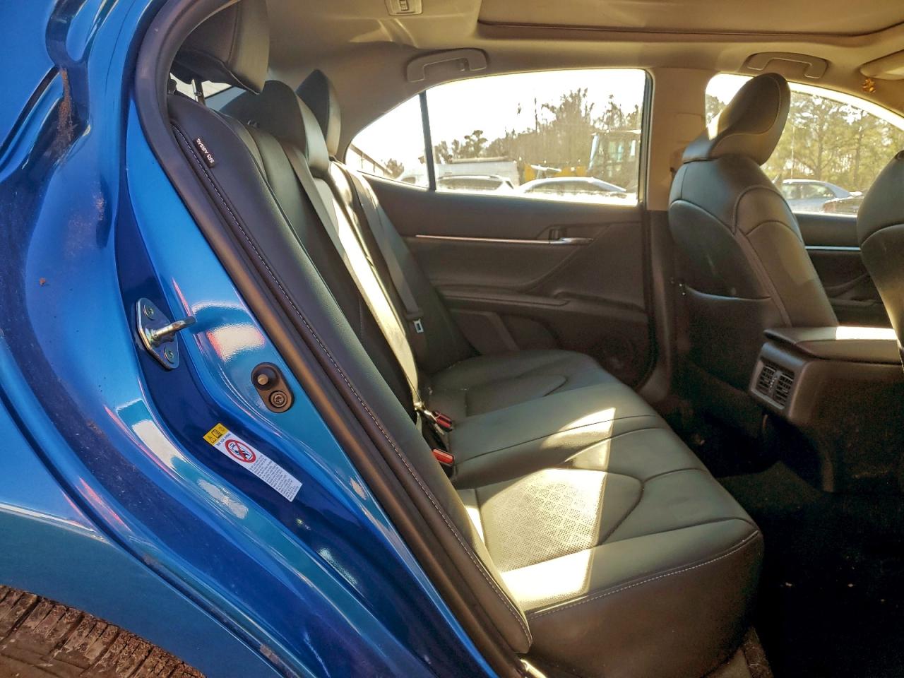 2018 TOYOTA CAMRY XSE photo 10