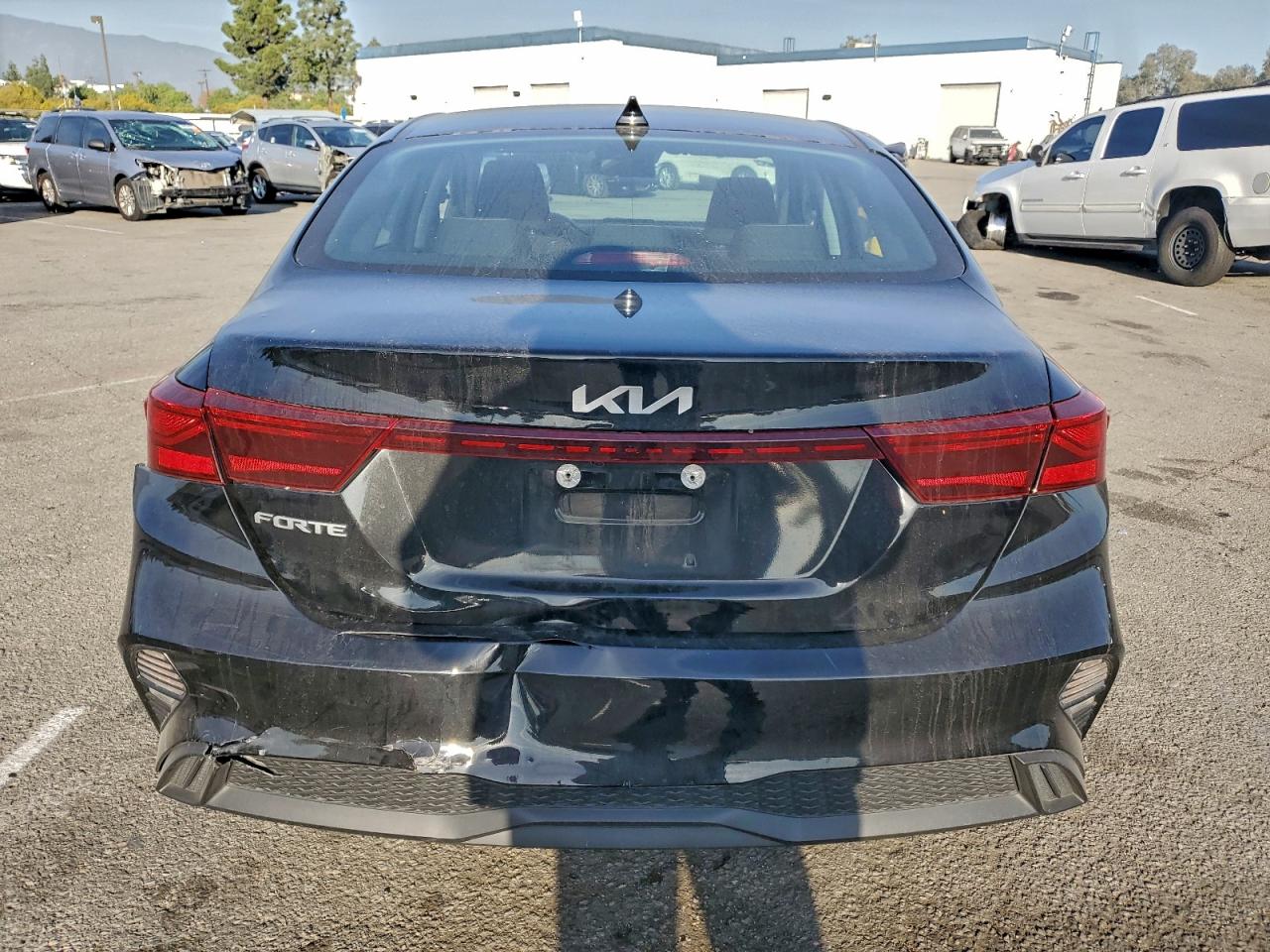 2023 KIA FORTE LX photo 6