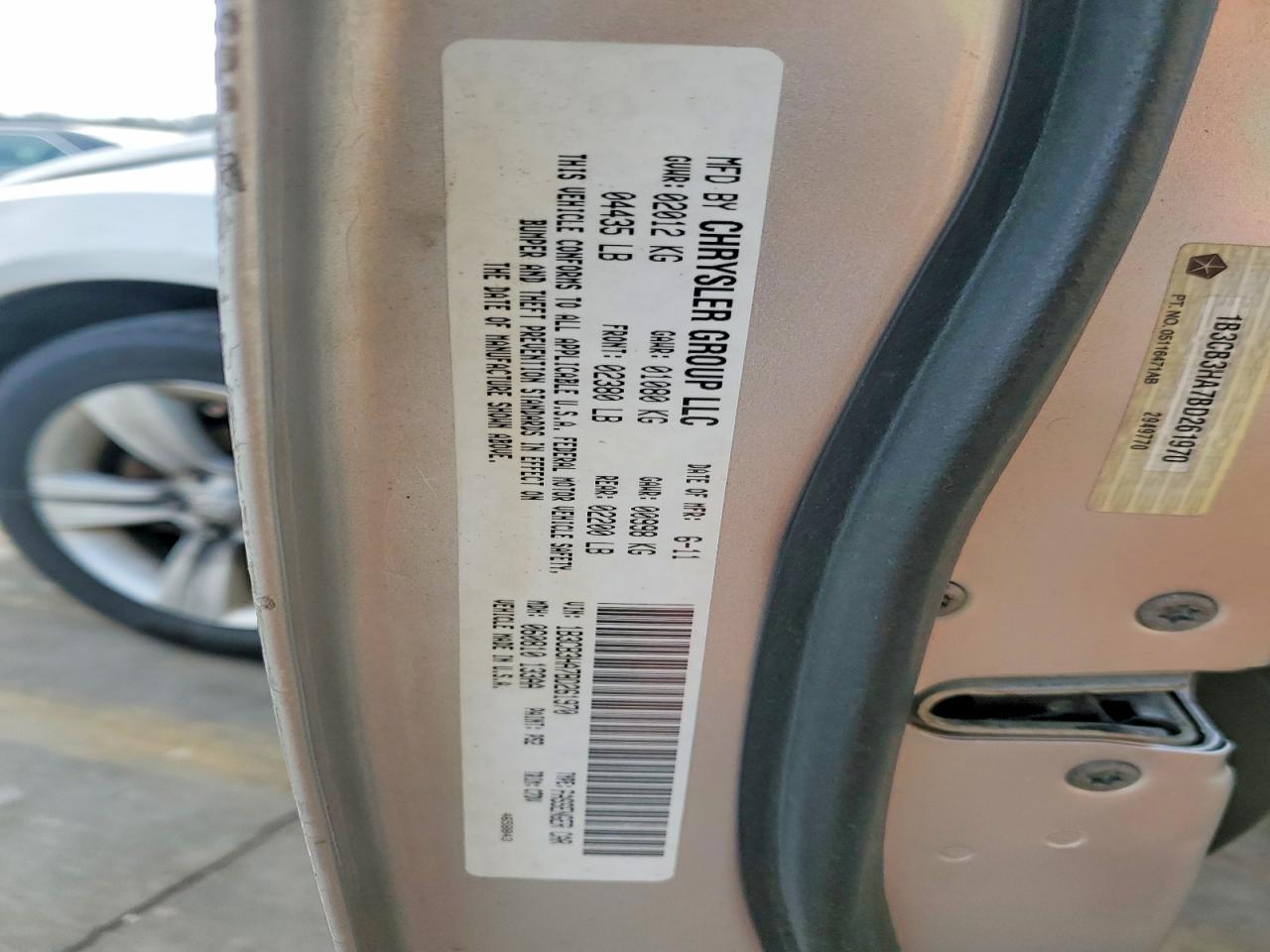 2011 DODGE CALIBER MAINSTREET photo 13