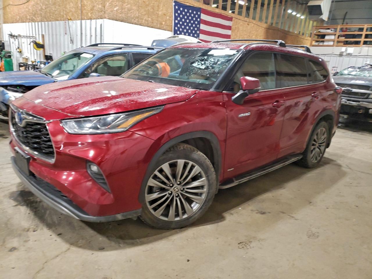 2021 TOYOTA HIGHLANDER