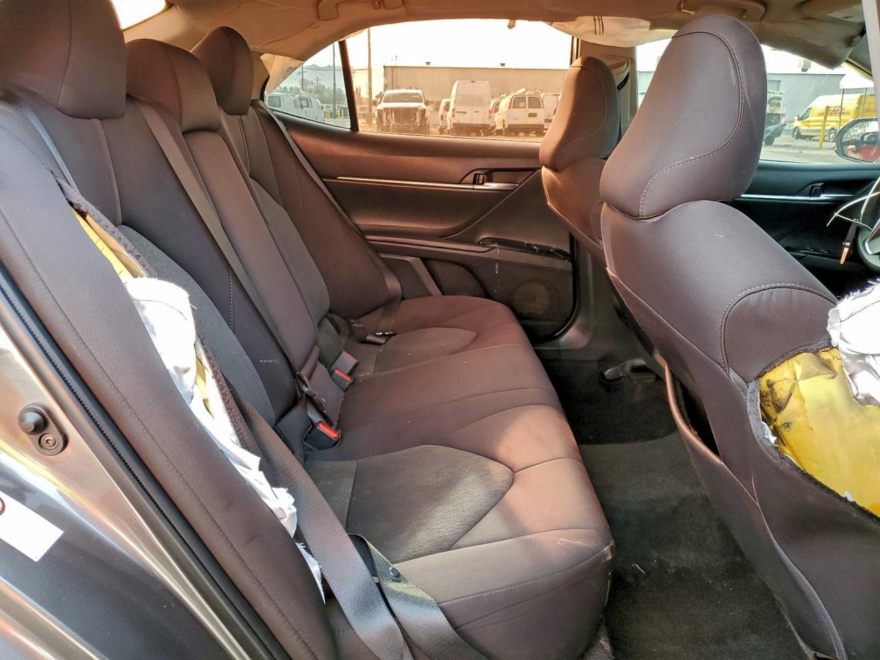 2018 TOYOTA CAMRY L photo 10