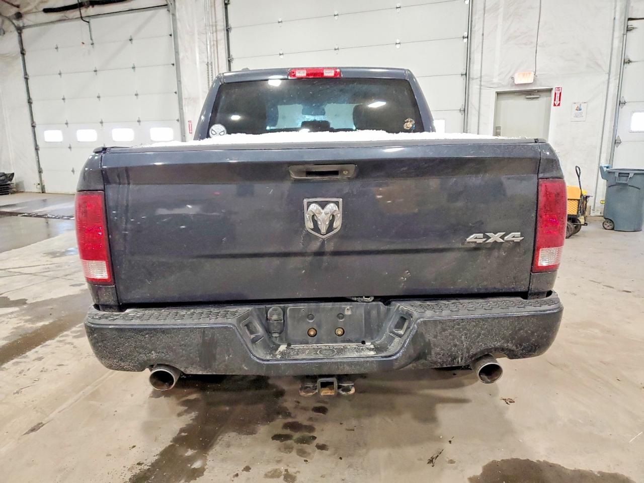 2014 RAM 1500 ST photo 6