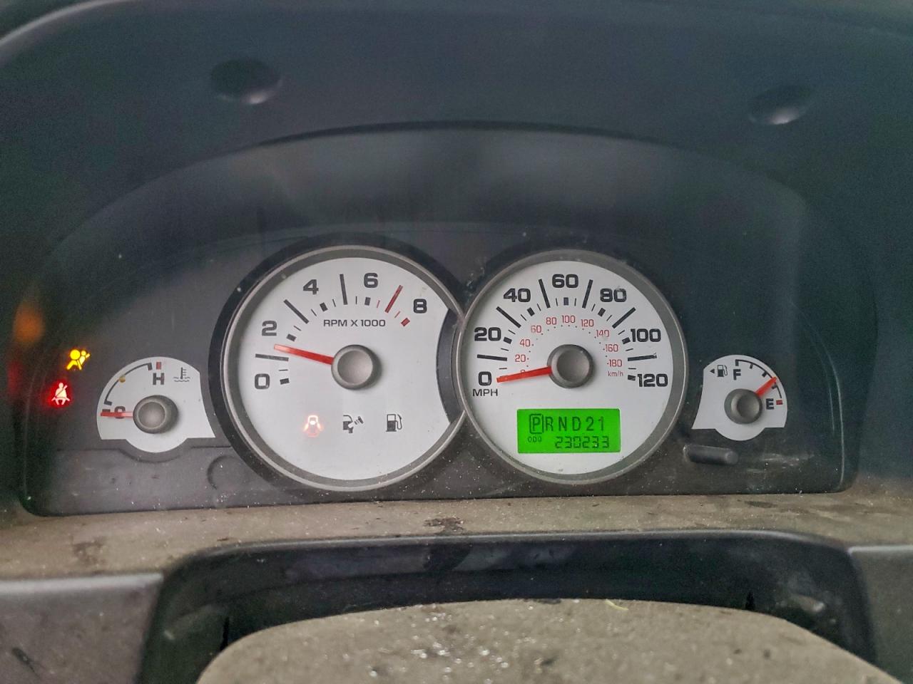 2005 FORD ESCAPE XLS photo 9