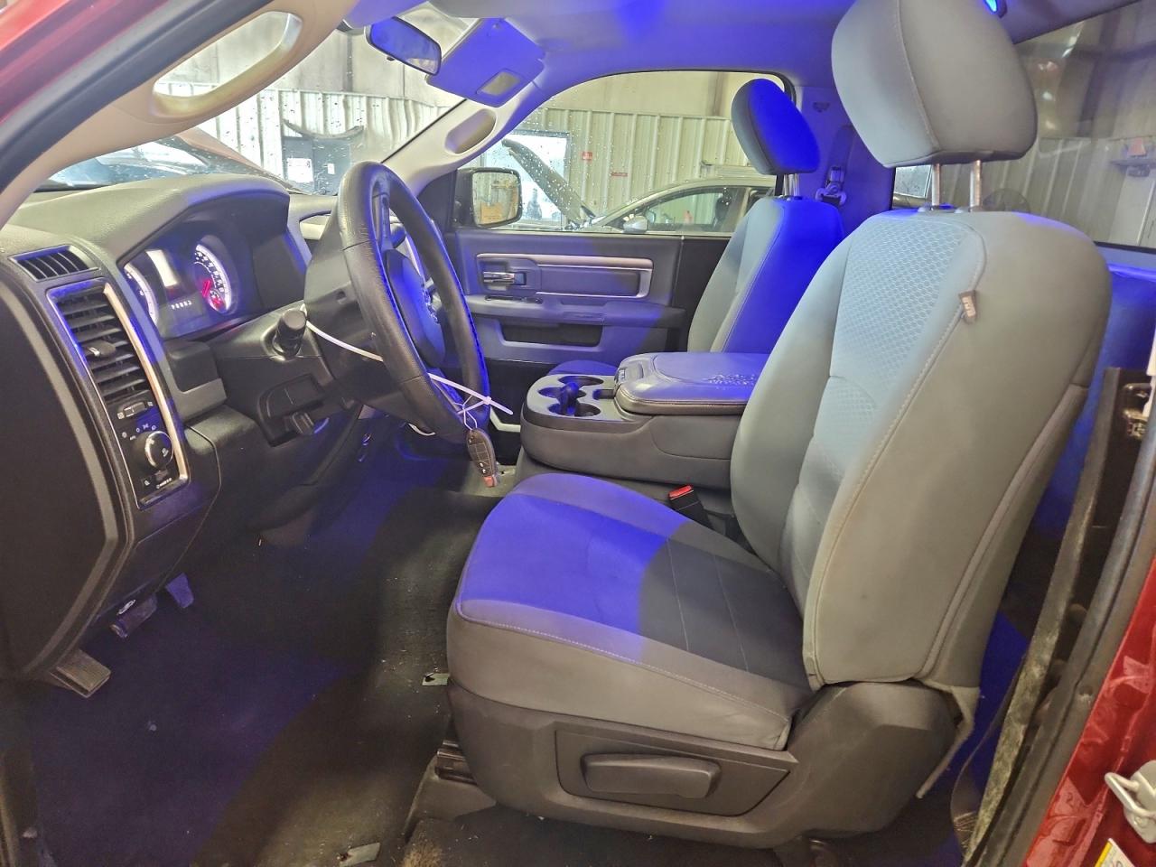 2013 RAM 1500 ST photo 7