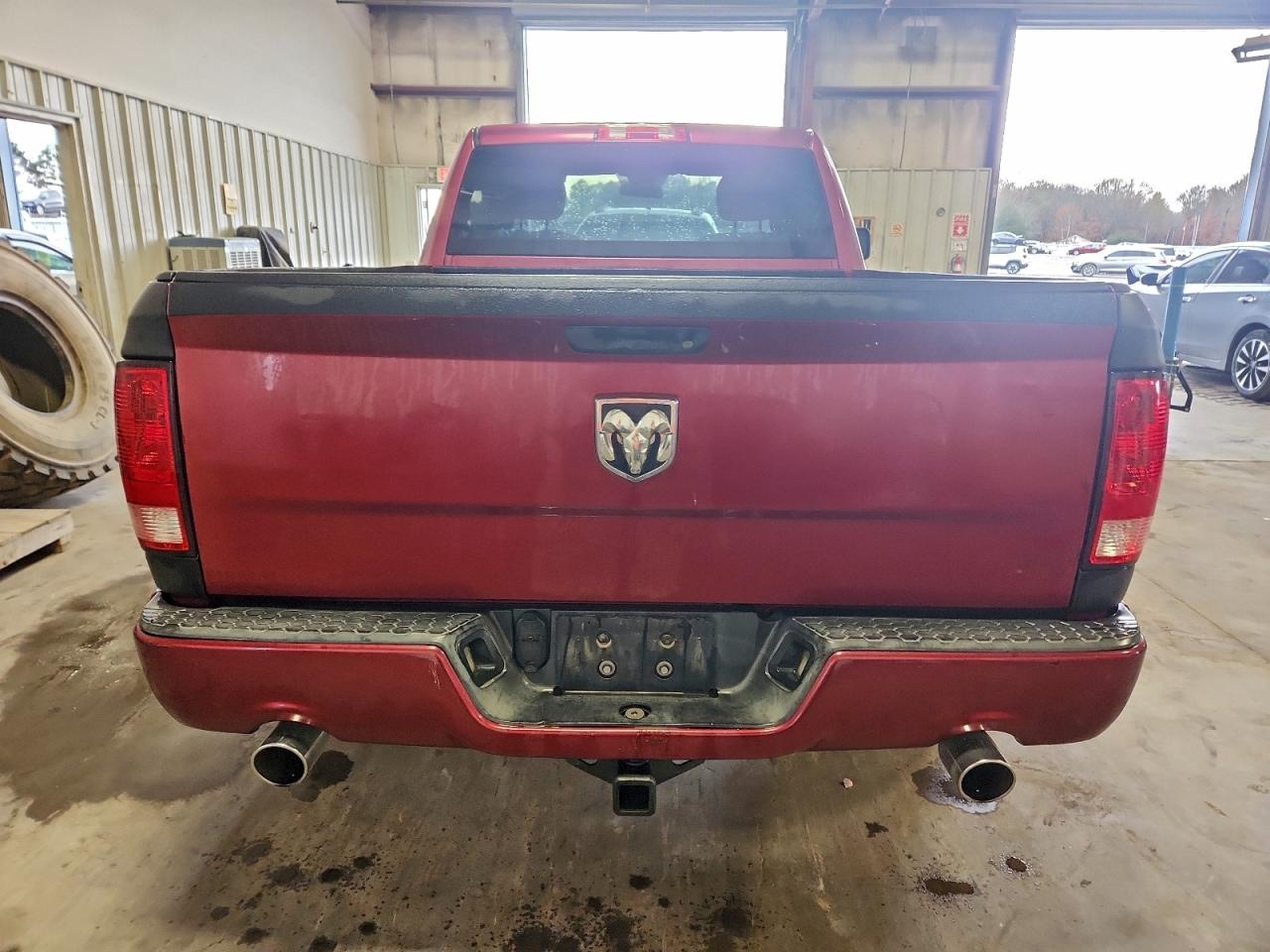 2013 RAM 1500 ST photo 6