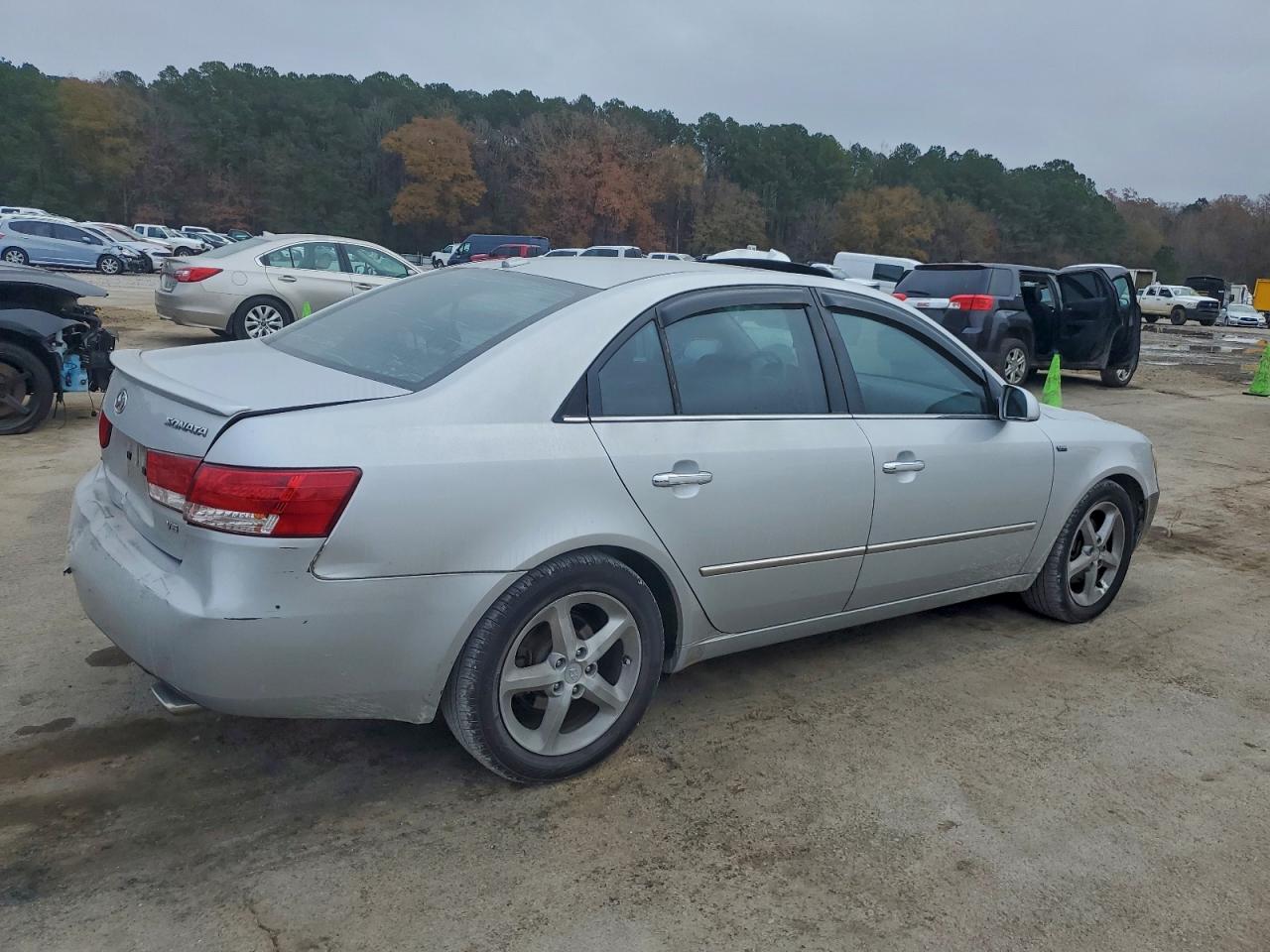 2007 HYUNDAI SONATA SE photo 3