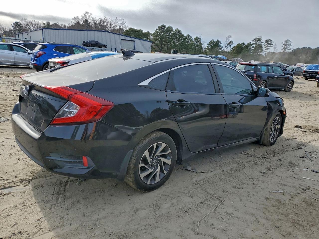 2017 HONDA CIVIC EX photo 3