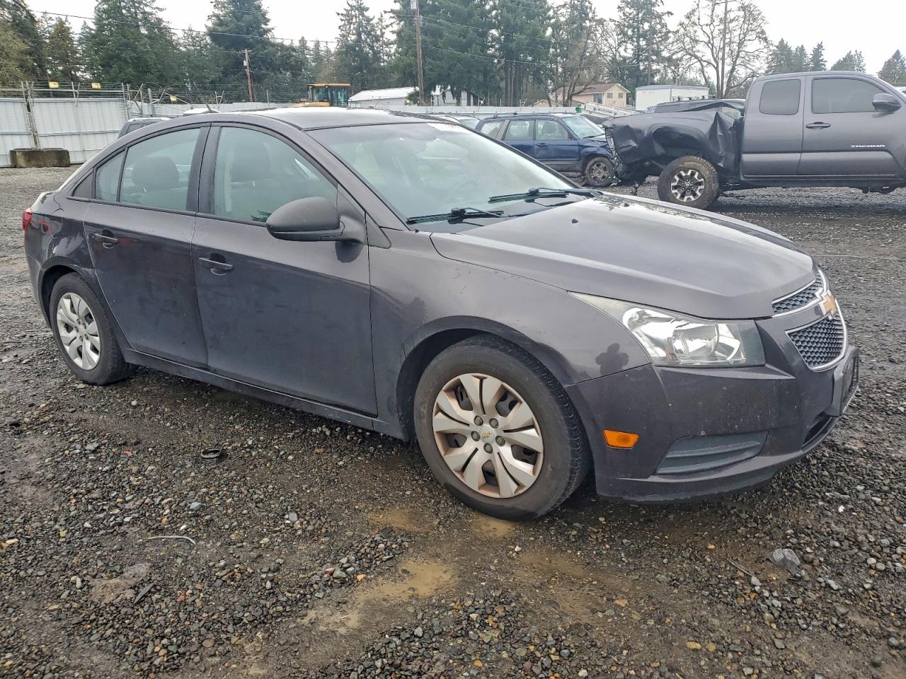 2014 CHEVROLET CRUZE LS photo 4