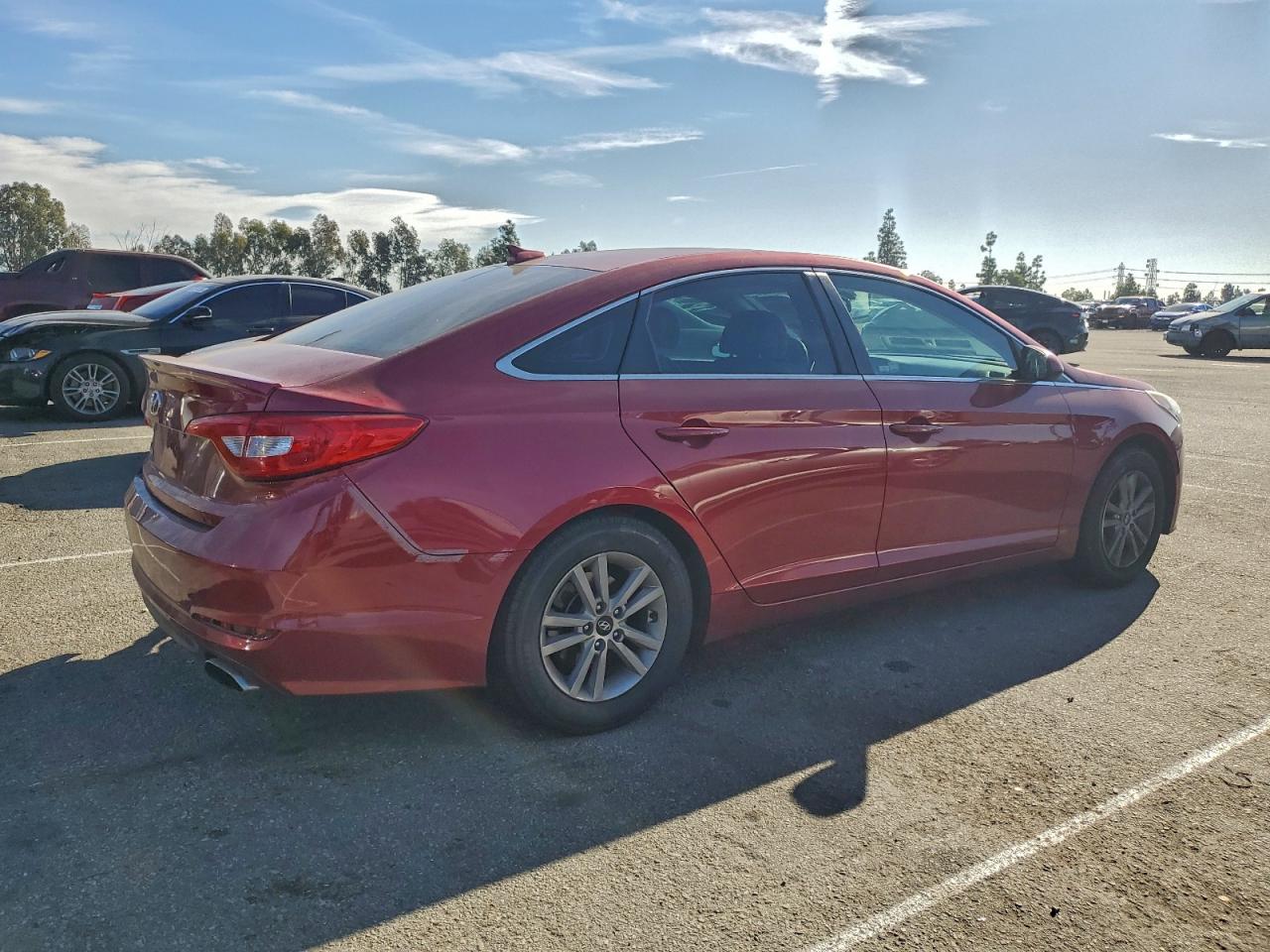 2015 HYUNDAI SONATA SE photo 5