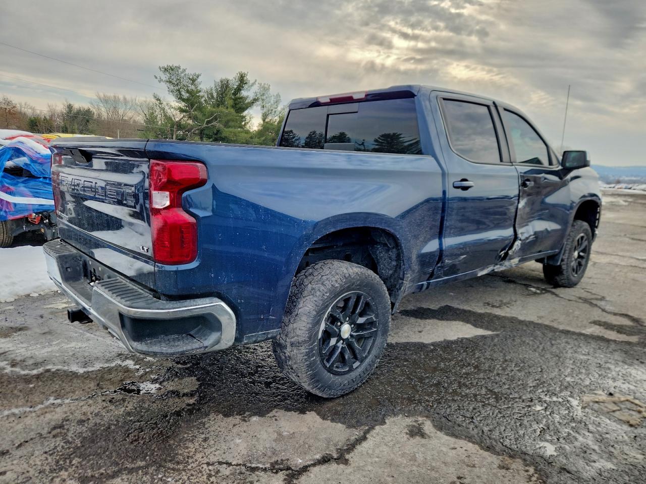 2021 CHEVROLET SILVERADO K1500 LT photo 3