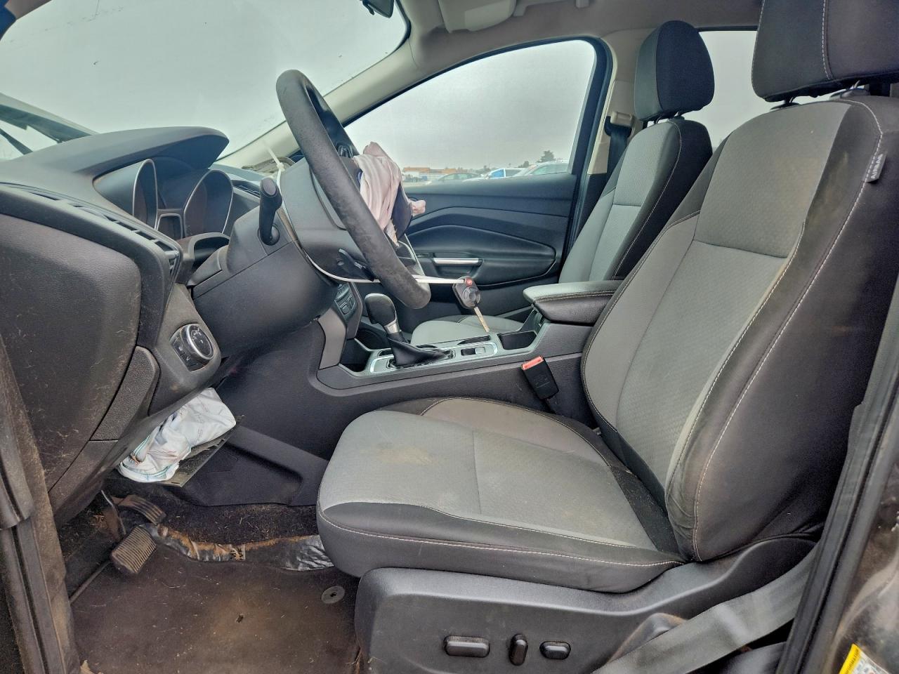 2017 FORD ESCAPE SE photo 7