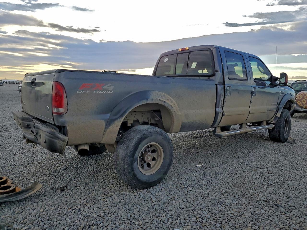 2004 FORD F350 SRW SUPER DUTY photo 3