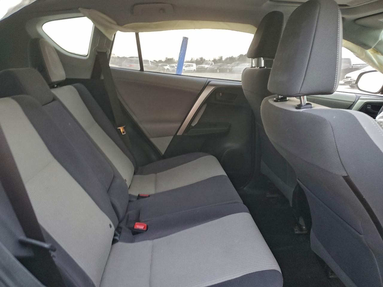 2013 TOYOTA RAV4 XLE photo 11