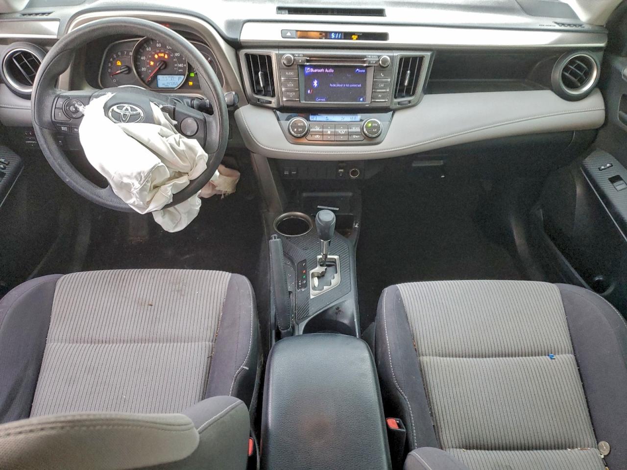 2013 TOYOTA RAV4 XLE photo 8