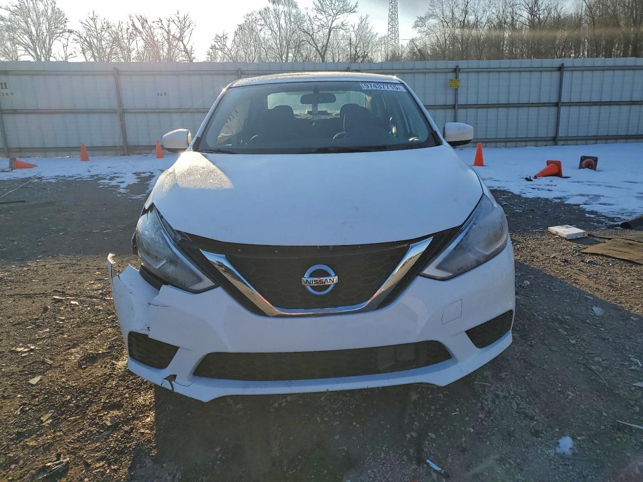 2019 NISSAN SENTRA S photo 5