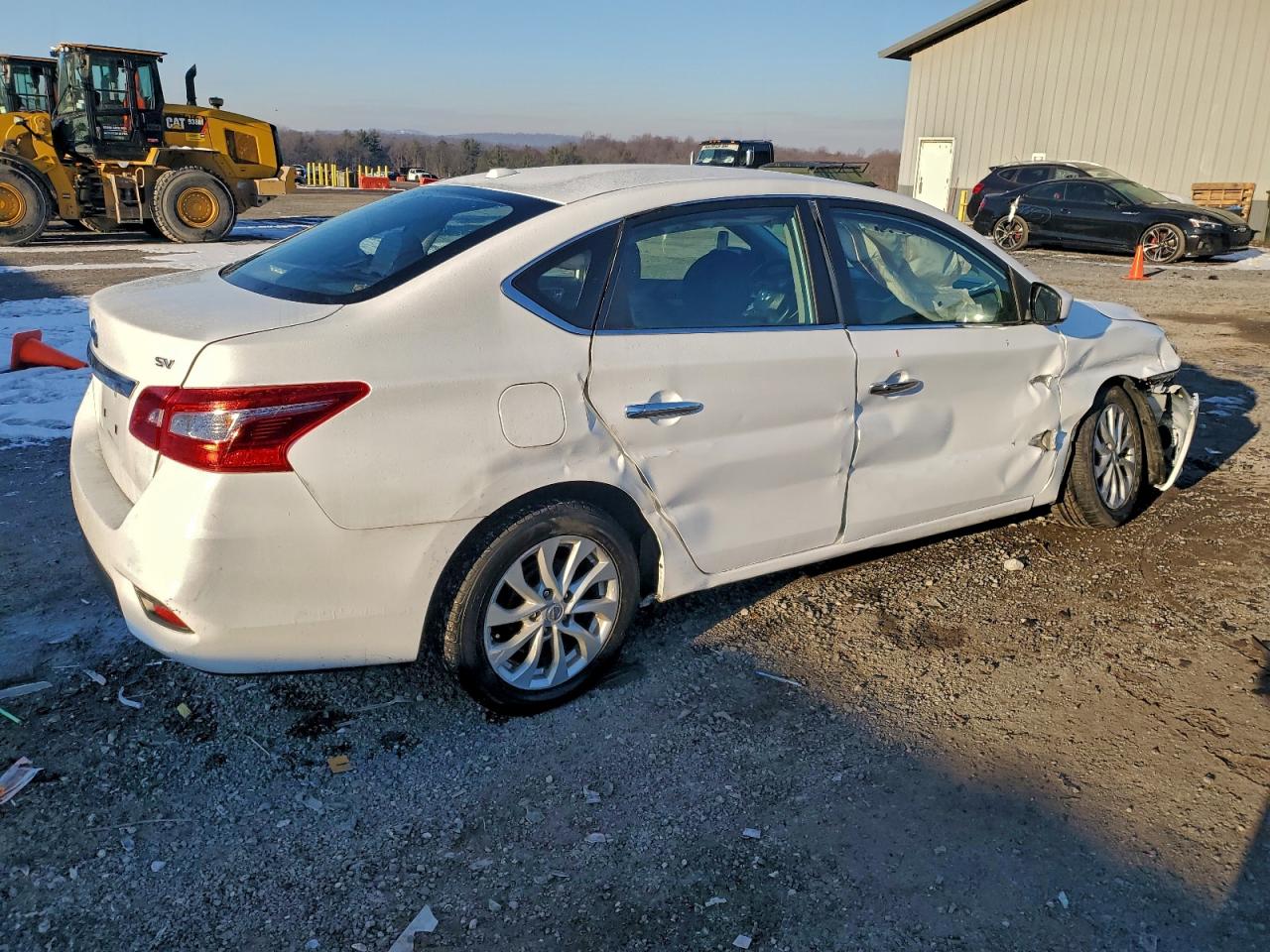 2019 NISSAN SENTRA S photo 3