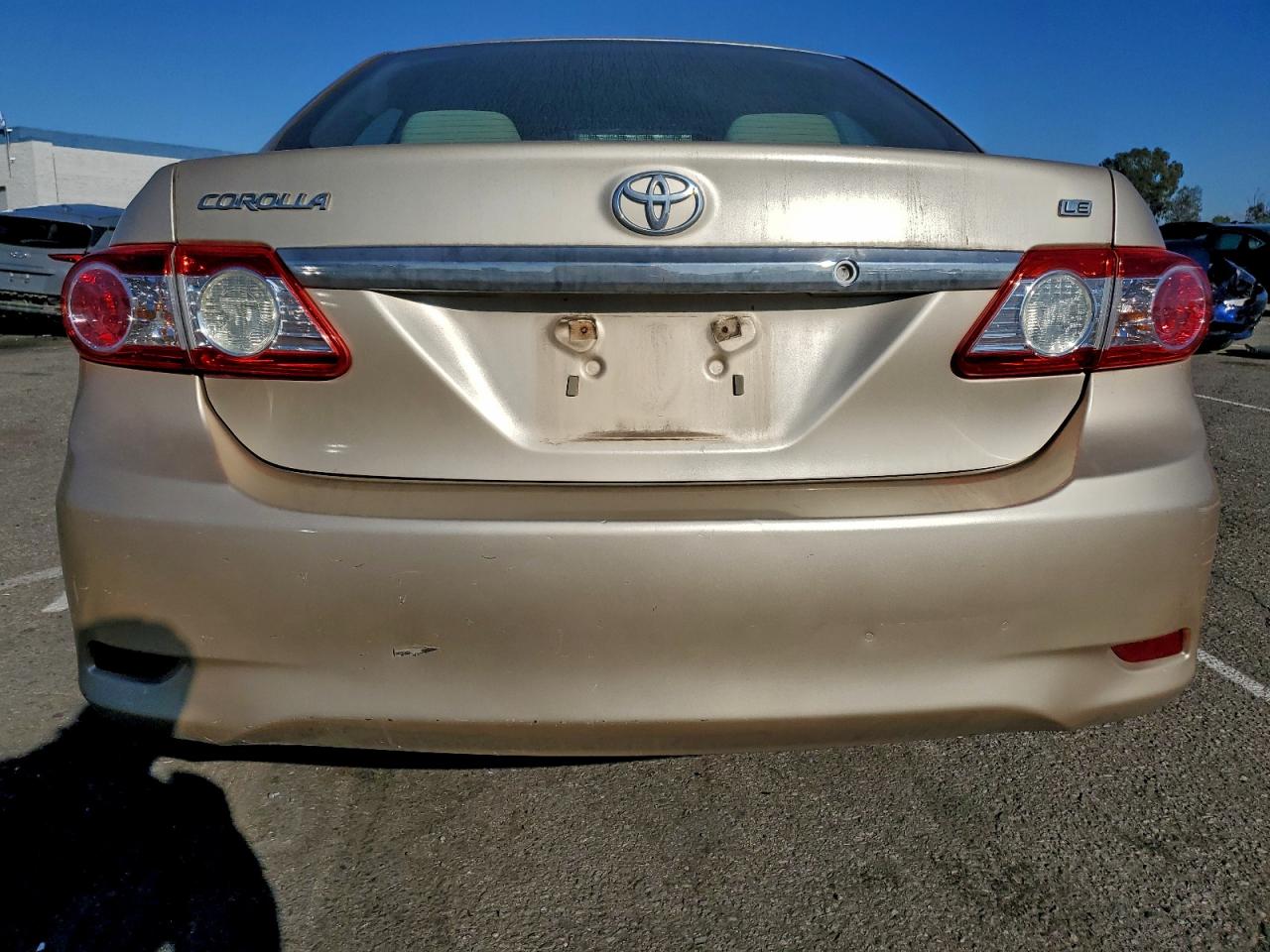 2013 TOYOTA COROLLA BASE photo 6