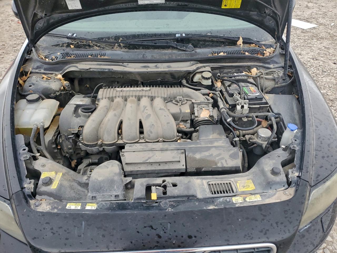 2004 VOLVO S40 2.4I photo 11