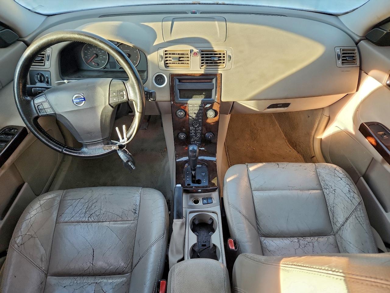 2004 VOLVO S40 2.4I photo 8