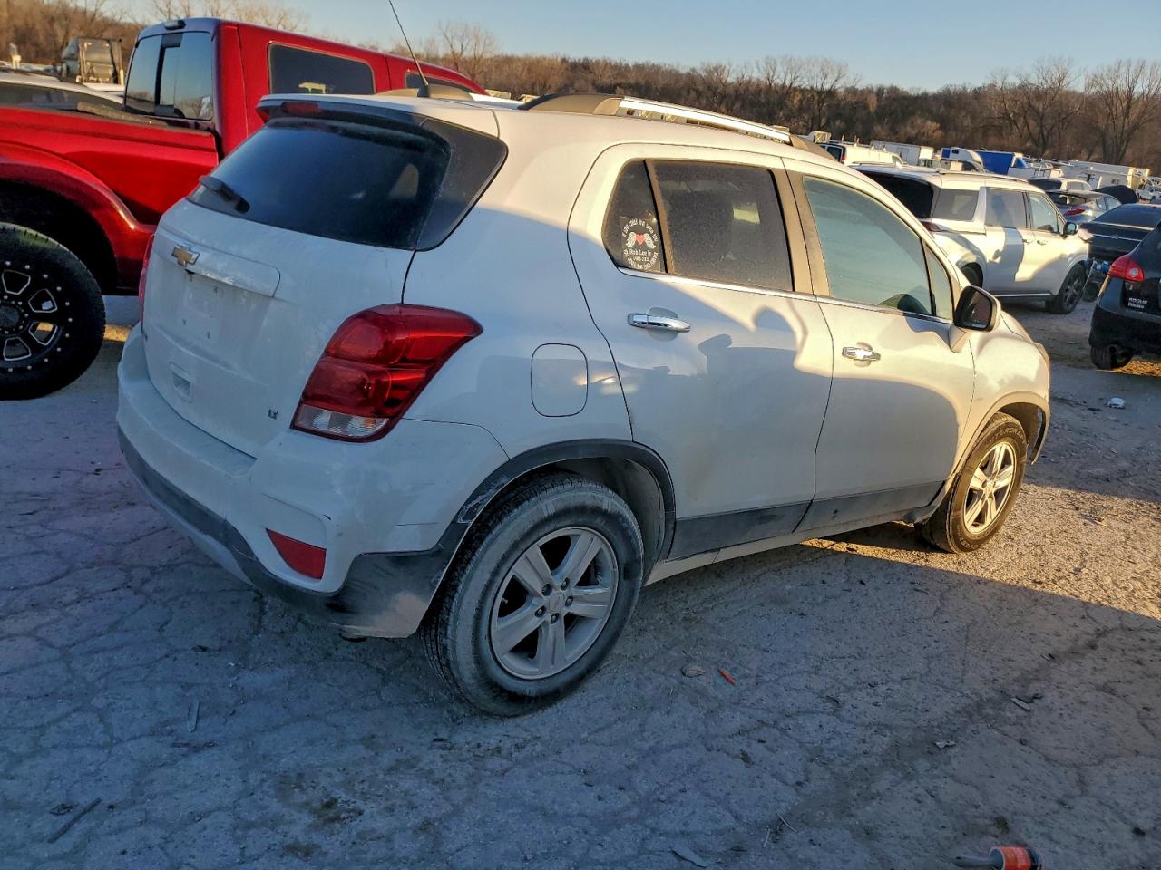 2020 CHEVROLET TRAX 1LT photo 3