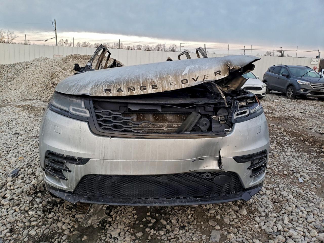 2019 LAND ROVER RANGE ROVER VELAR R-DYNAMIC SE photo 5