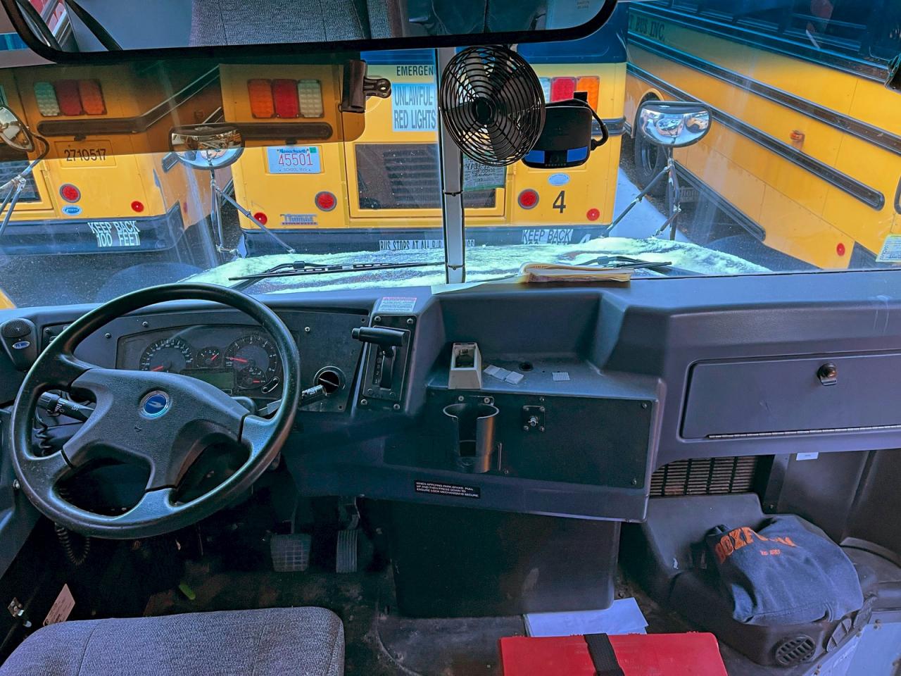 2015 BLZS SCHOOL BUS - TRANSIT VEHICLES SCHOOL BUS photo 7