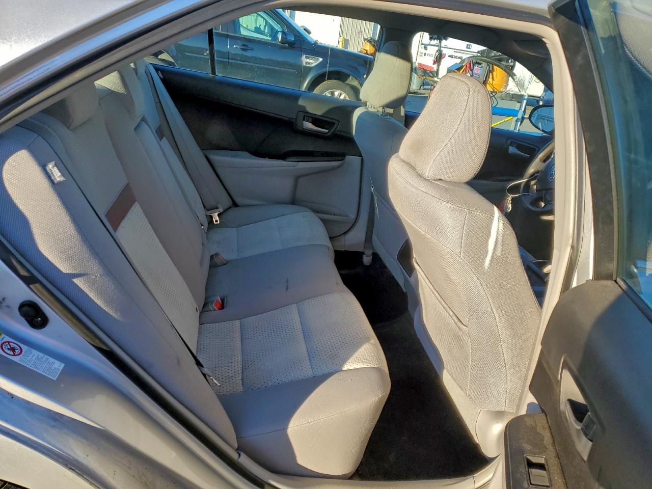 2013 TOYOTA CAMRY L photo 10