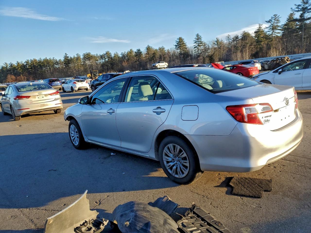 2013 TOYOTA CAMRY L photo 2