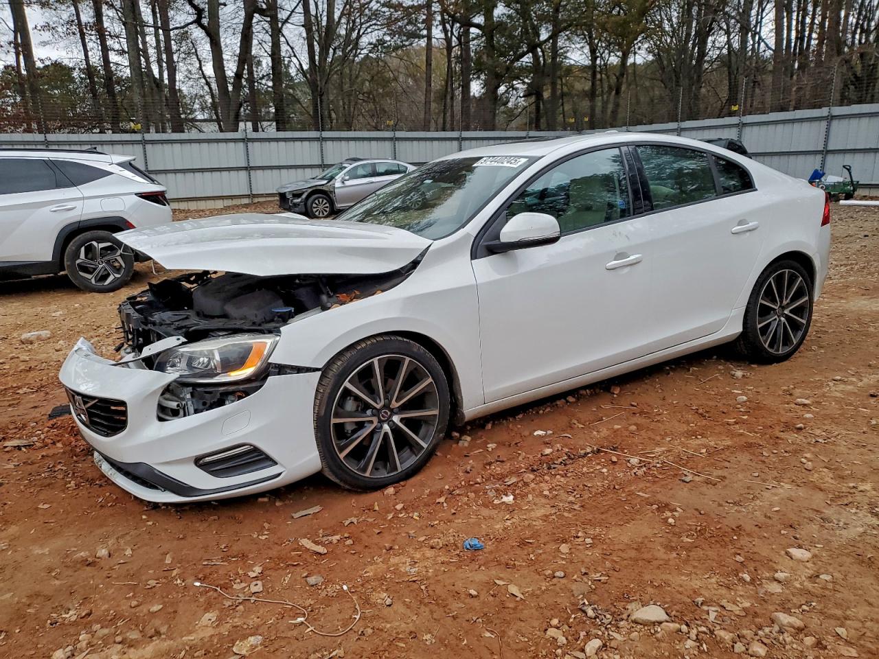2017 VOLVO S60