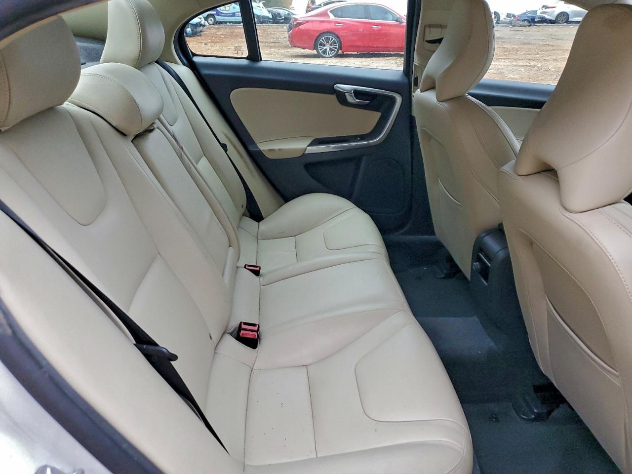 2017 VOLVO S60 photo 10