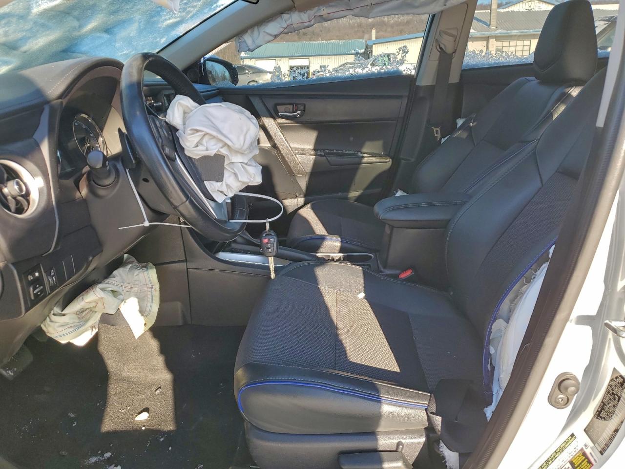 2019 TOYOTA COROLLA L photo 7